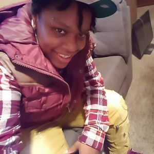 Meet your Posher, Ayebe